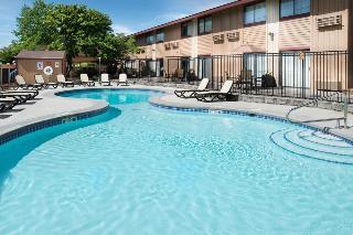 Hotel Red Lion River Inn
