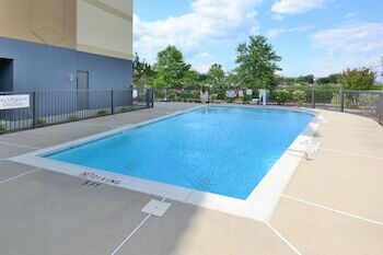 Hotel Courtyard By Marriott Winston-salem Hanes Mall