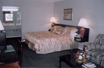 Motel Express Inn & Suites