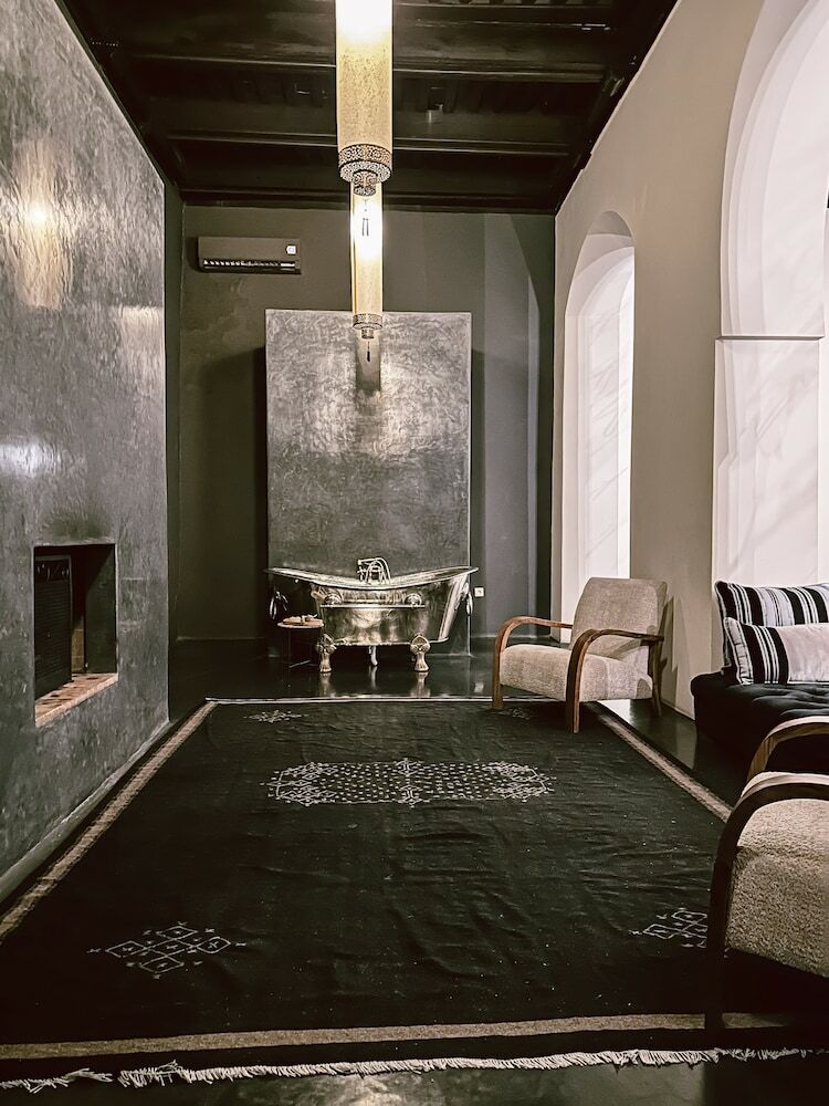 Riad K