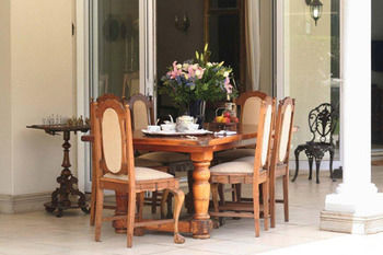Bed & Breakfast Burkleigh House