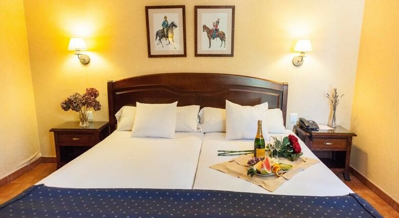 Hospedium Hotel Los Lanceros