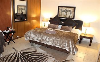 Hotel African Footprints Lodge