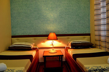 Bed & Breakfast Julieta's Pension House