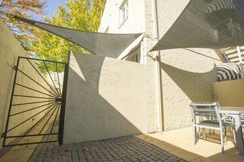Globe Apartments