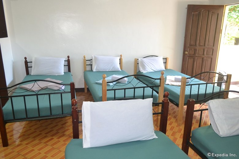Hotel Antonio's Apartelle & Suites