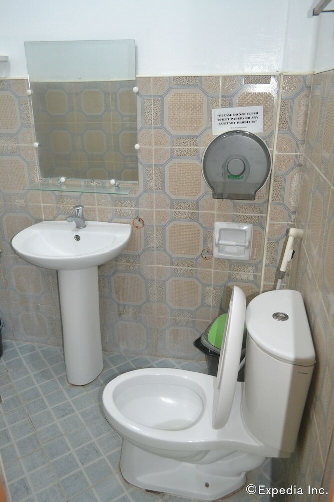 Hotel Antonio's Apartelle & Suites