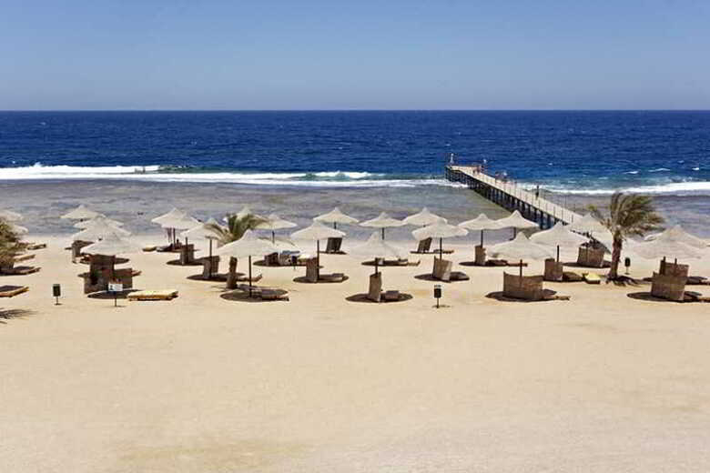 Hotel The Three Corners Sea Beach Resort