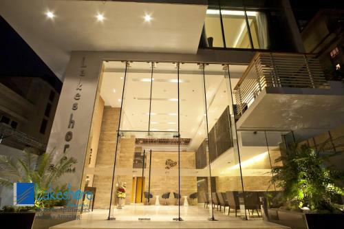 Hotel Lakeshore Banani