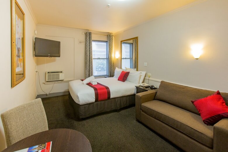 Hotel City Square Motel