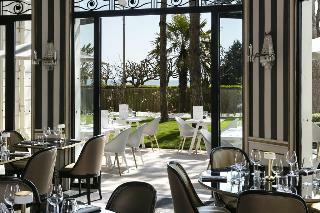 Hotel Hermitage Barriere