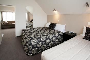 Cable Court Motel