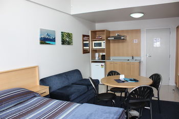 Queenstown Lakeview Holiday Park