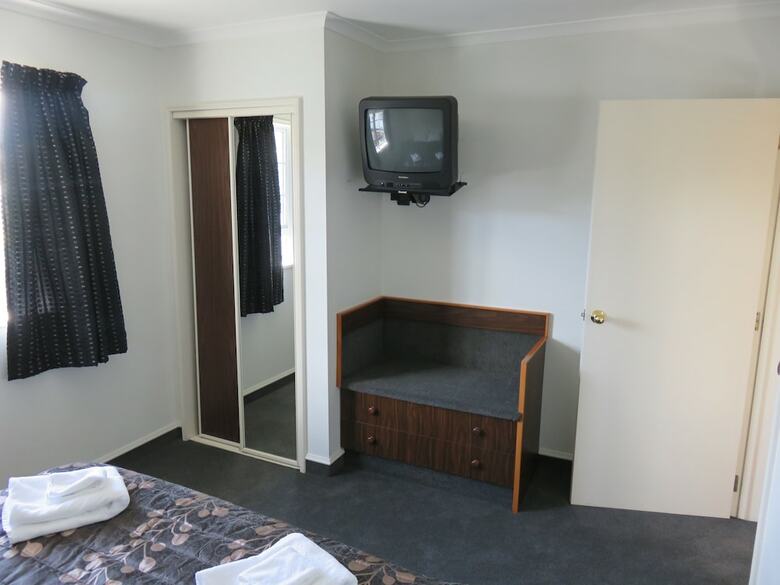 Hotel Admirals Motor Lodge