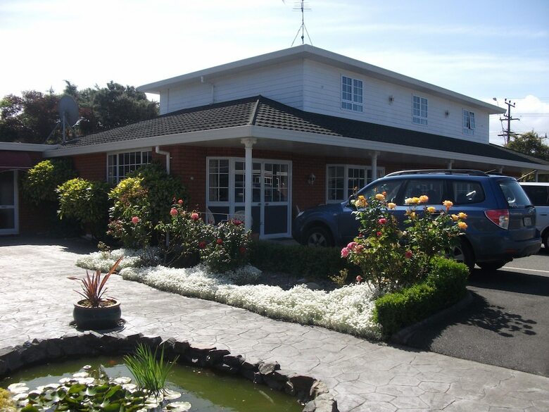 Hotel Admirals Motor Lodge
