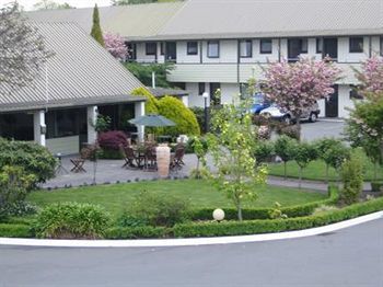 Airport Gateway Motor Lodge