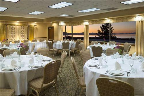 Hotel Inn By The Lake
