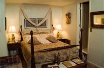 Castle Garden Bed & Breakfast