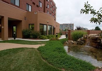 Hotel Courtyard By Marriott Cincinnati North At Union Centre