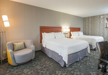 Hotel Courtyard By Marriott Cincinnati North At Union Centre