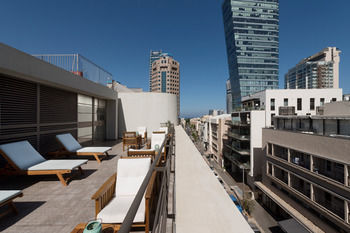 Lily & Bloom Hotel
