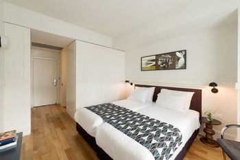 Lily & Bloom Hotel