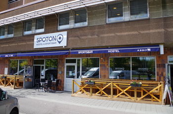 Spoton Hostel & Sportsbar
