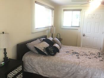 Bed & Breakfast Aarons Cottage
