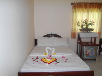 Hotel Suoi Nuoc Resort