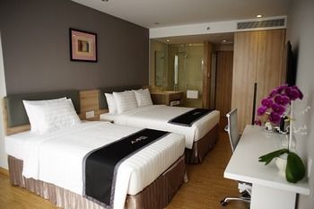 Avanti Hotel