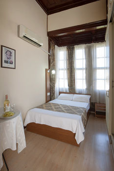 Hotel Dedekonak Pension