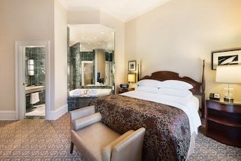 The Pfister Hotel