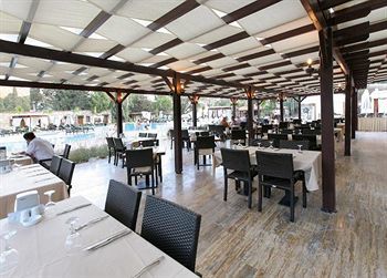 Hotel Camelot Boutique & Beach
