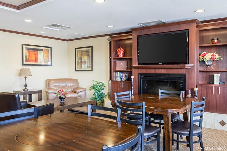 Hotel Mainstay Suites
