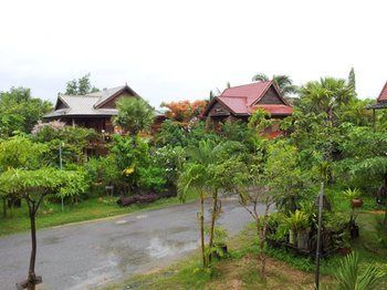 Hotel Natural Bungalows Restaurant And Bar
