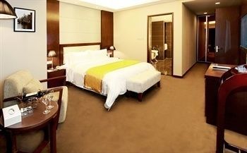 New Beacon Luguang International Hotel