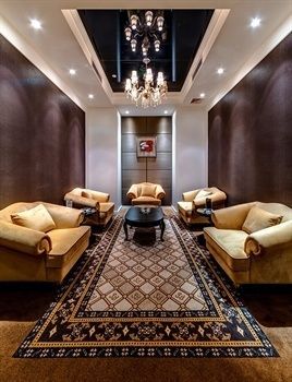 New Beacon Luguang International Hotel