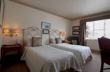 Barnsdale Lodge Hotel And Restaurant