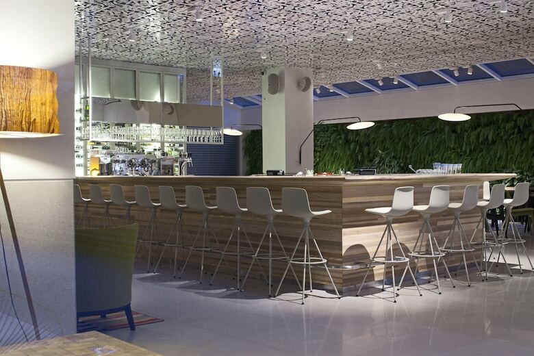Hotel Adiv
