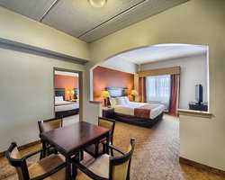 Hotel Comfort Suites Beachside