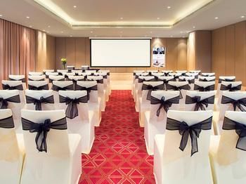 Hotel Mercure Hyderabad Kcp