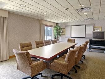 Hotel Wingate By Wyndham - Atlanta At Six Flags