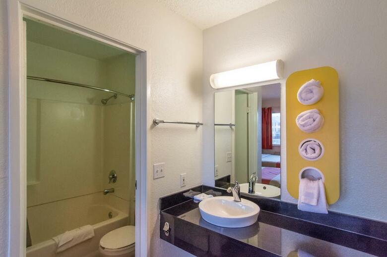 Motel 6 Eureka