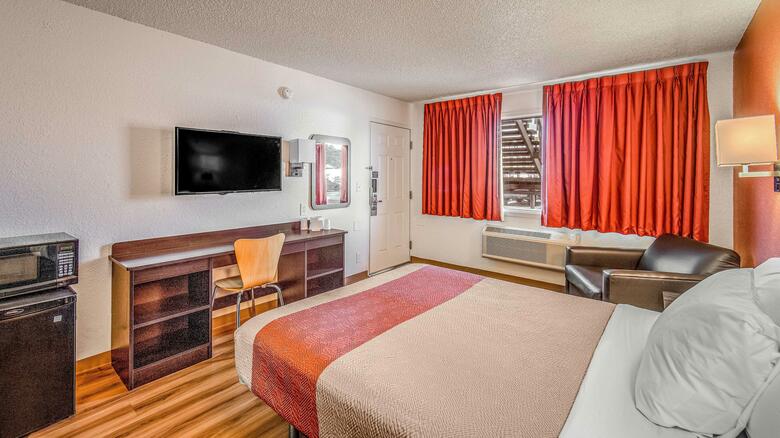 Motel 6 Eureka