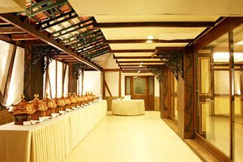 Hotel Taj Tristar By Fairbridge