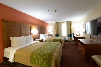Hotel Comfort Inn And Suites