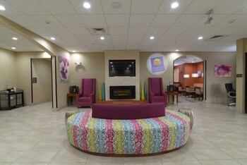 Hotel Comfort Inn And Suites