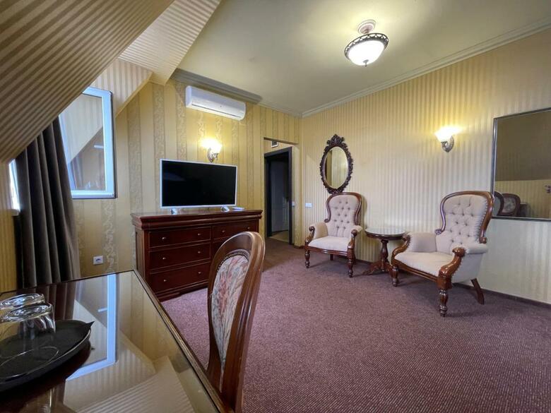 Best Western Topaz Hotel
