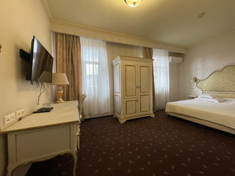Best Western Topaz Hotel
