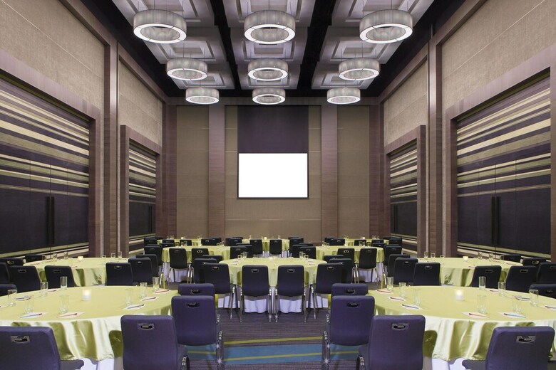 Hotel Aloft Bengaluru Cessna Business Park